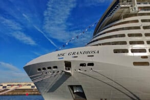 MSC Grandiosa in Hamburg-Steinwerder