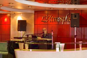 Atmosphere Piano Bar