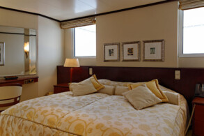 1002 - Suite Kat. 9