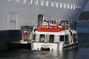 Tenderboot der Celebrity Summit