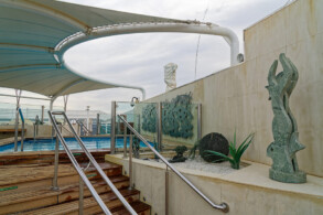 Pool, Sonnendeck