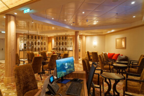 Diamond Lounge