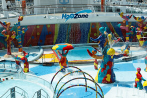Pool: H2O-Zone