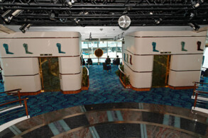 Viking Crown Lounge