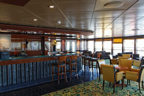 Star Bar Concierge Lounge