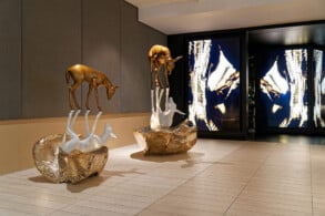 Kunst nahe der Hauptrestaurants