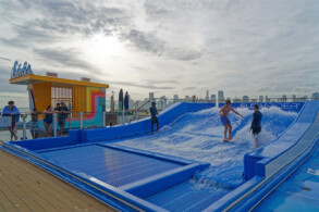 Thrill Island, Flow Rider