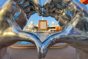 Pools, Aussendecks, Magic Carpet