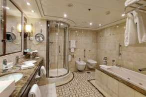 Oceania Suite 12011