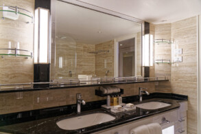 Concierge Suite 855