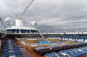 Pooldeck