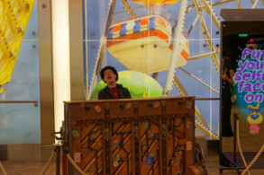 Stowaway Piano Player