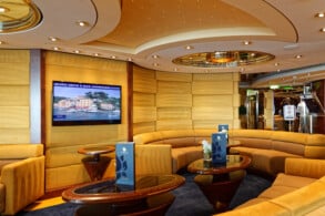 Top Sail Lounge