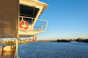 Promenade, Deck 6