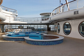 Quiet Cove Pool
