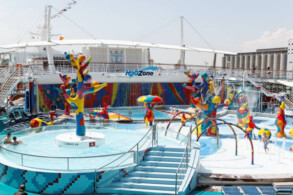 Pool: H2O-Zone