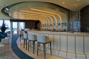 Astern Lounge