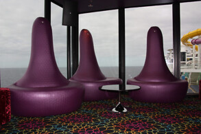 Entourage Teen Lounge