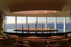 Champagne Bar, Atrium