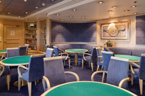 Bibliothek & Card Room