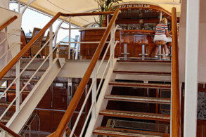 Top of the Yacht Bar