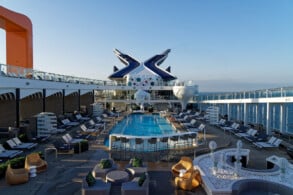 Pooldeck