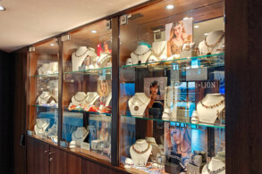 Shop