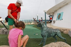 Sports Deck - Minigolf