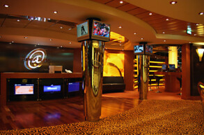 Cyber Cafe - Internet