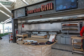 Lawn Club Grill