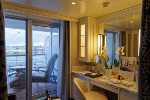 Veranda Suite 648