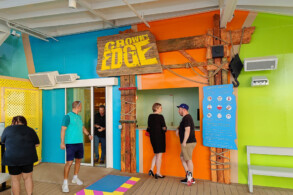 Thrill Island, Crown's Edge