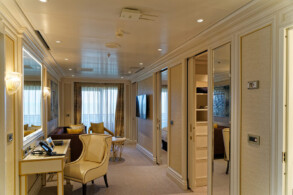 Regent Suite 1400