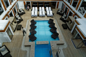 Haven Courtyard und Pool