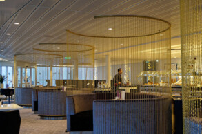 X-Lounge