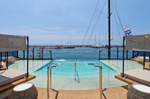 Astern Pool