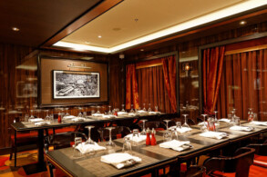 Cagney's Steakhouse