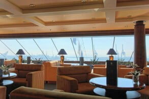 Top Sail Lounge