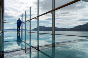 ausfahrbarer Glasbalkon