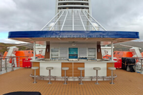 Pooldeck