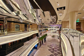 World Galleria