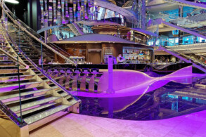 Atrium, Seashore Bar