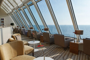 X Lounge