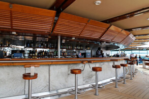 Pool Bar