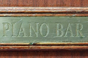 Piano Bar