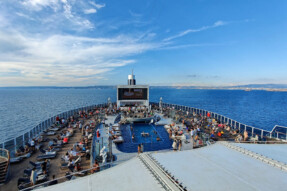 Außenbereiche, Pools