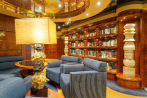 Yacht Club Concierge-Bereich