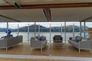 ausfahrbarer Glasbalkon