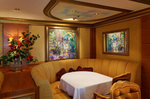 Le Bistro