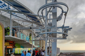 Thrill Island, Crown's Edge